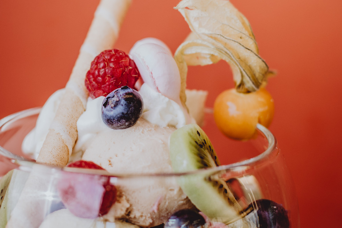 Eisbecher mit hausgemachtem Eis aus unserer Konditorei